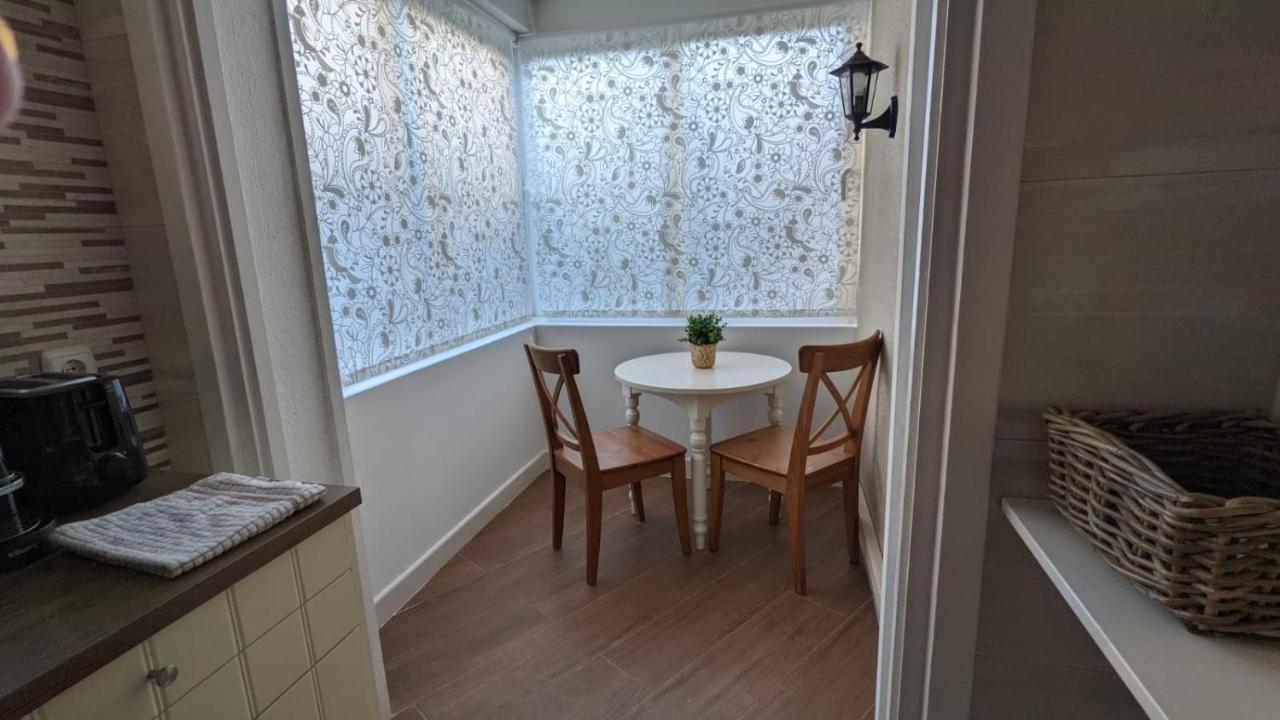 Precioso Apartamento Junto A Playa Y Con Piscina. Lejlighed Málaga Eksteriør billede