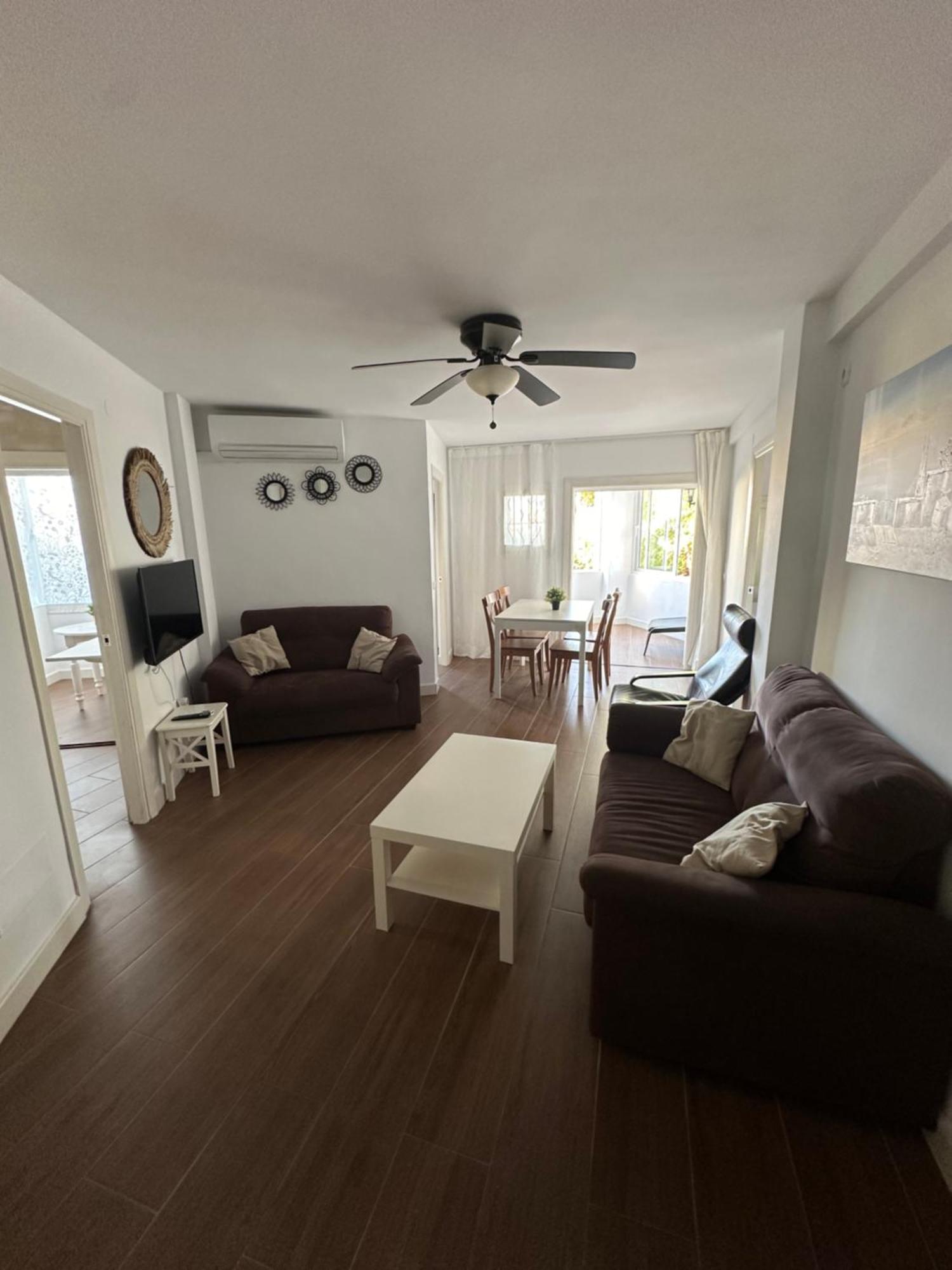 Precioso Apartamento Junto A Playa Y Con Piscina. Lejlighed Málaga Eksteriør billede